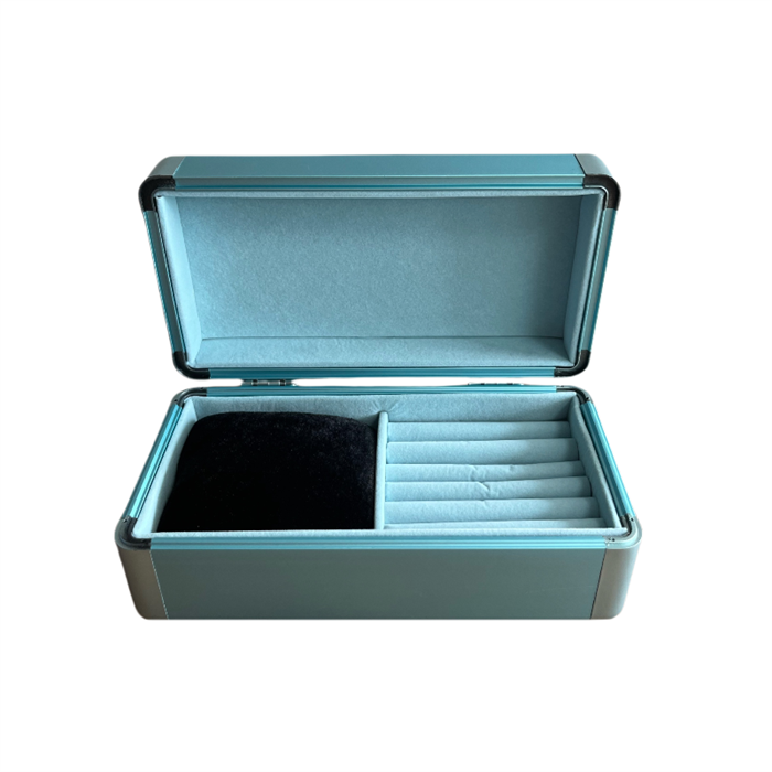 Jewelry box